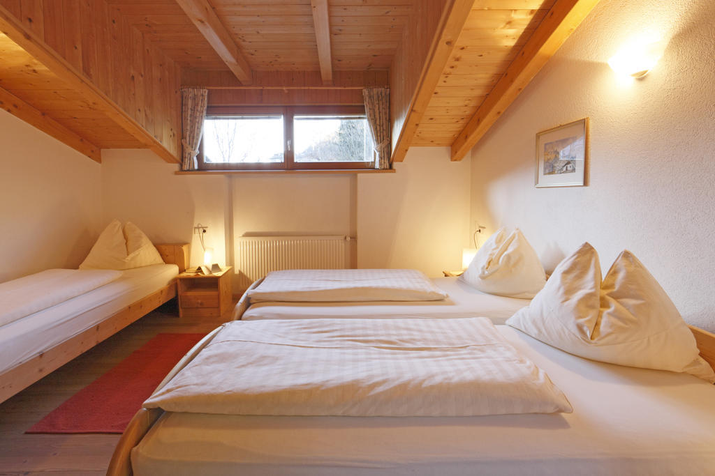 Chalet Appartement Zingerlehof Trens Campo di Trens Kamer foto
