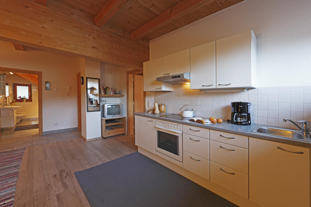 Chalet Appartement Zingerlehof Trens Campo di Trens Kamer foto