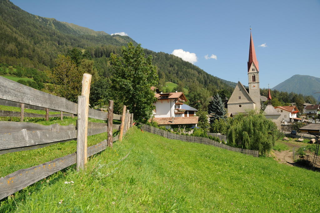 Chalet Appartement Zingerlehof Trens Campo di Trens Buitenkant foto